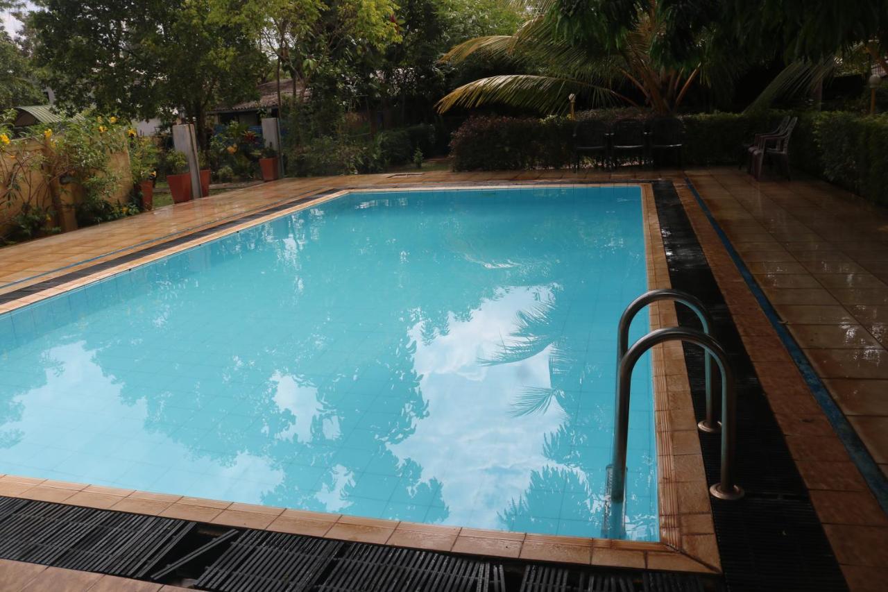 Margosa Lake Resort Anuradhapura Exterior photo